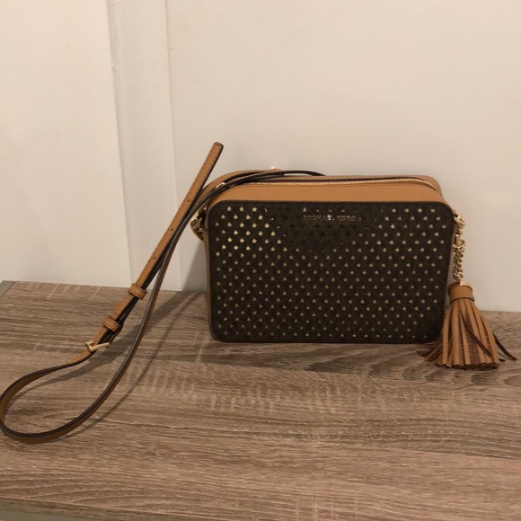 Michael Kors Handbags - Micheal Kors Jet Set Crossbody